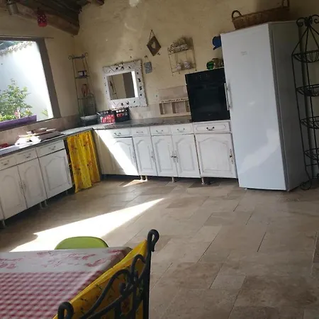 Gasthof La Providence Illiat
