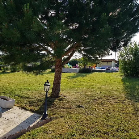 Gæstehus La Providence Illiat